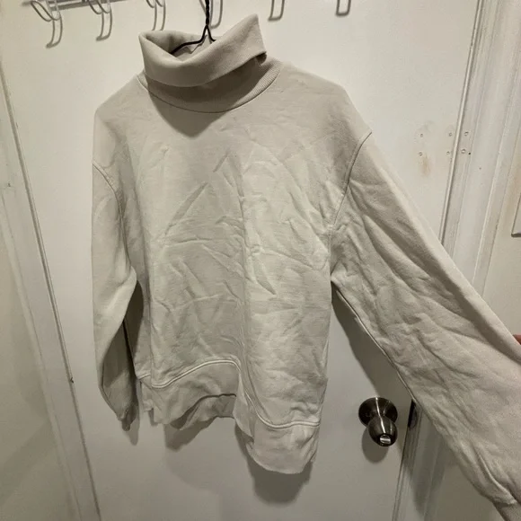 Zara Women's  Cream Turtleneck Sweater - Picture 5 of 6